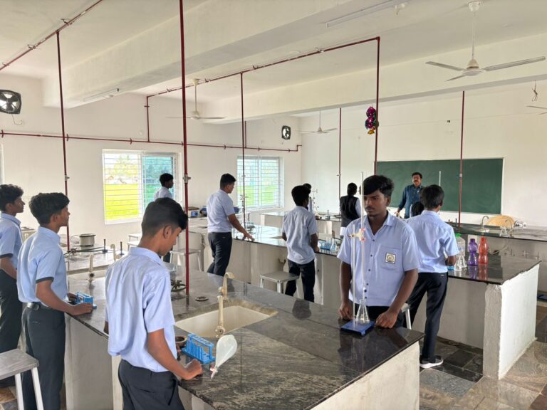 WhatsApp Image 2024-10-19 at 12.00.51 AM