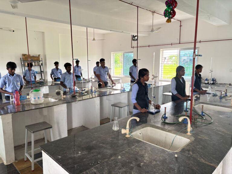 WhatsApp Image 2024-10-19 at 12.00.52 AM