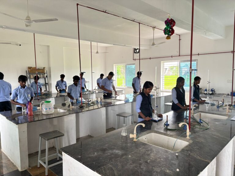 WhatsApp Image 2024-10-19 at 12.00.53 AM